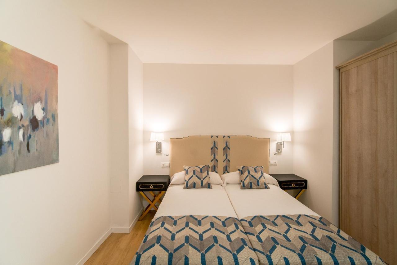 Arco Macarena Lofts Aparthotel Seville Exterior photo